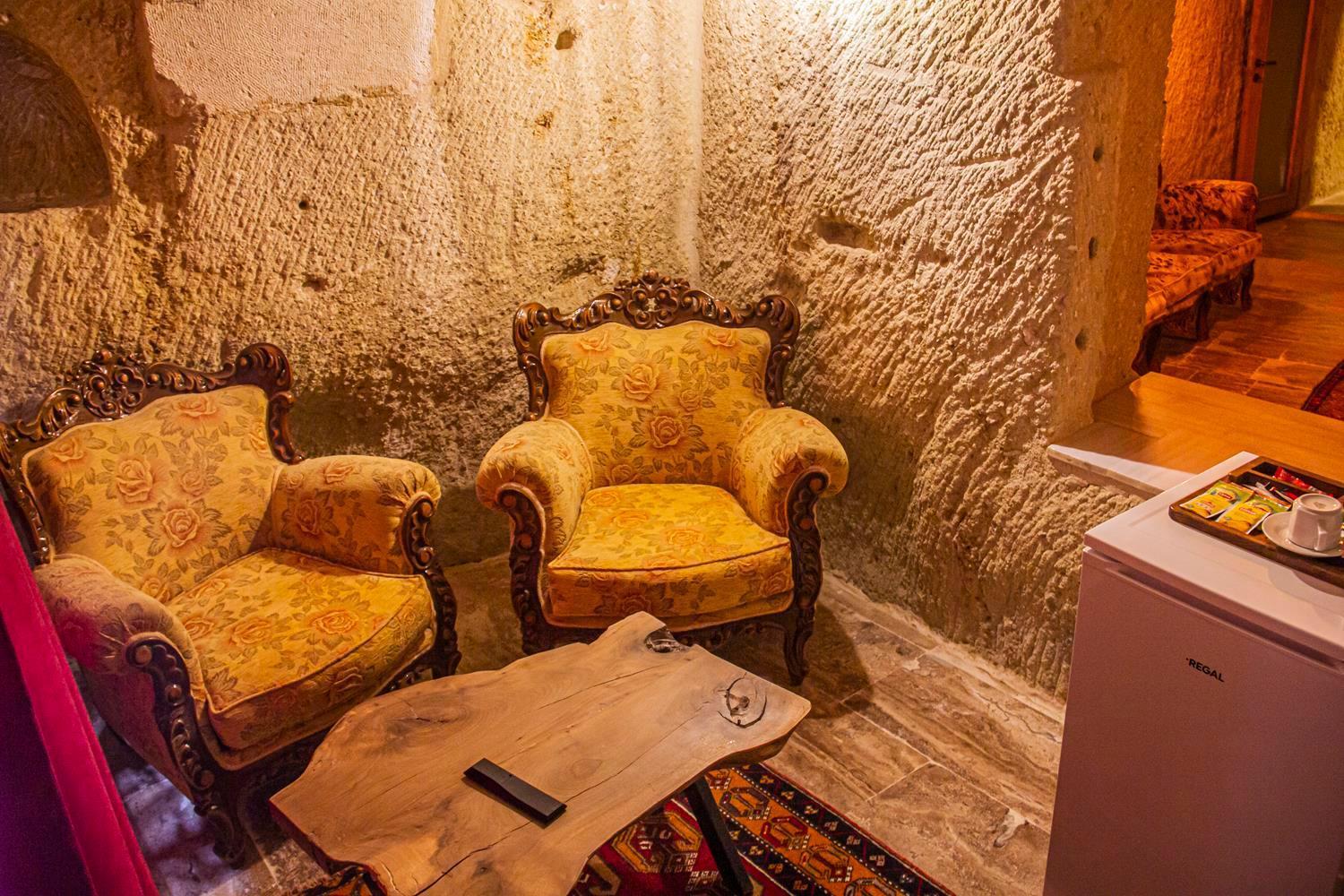 Junior Ottoman Cave Bed and Breakfast Ürgüp Buitenkant foto