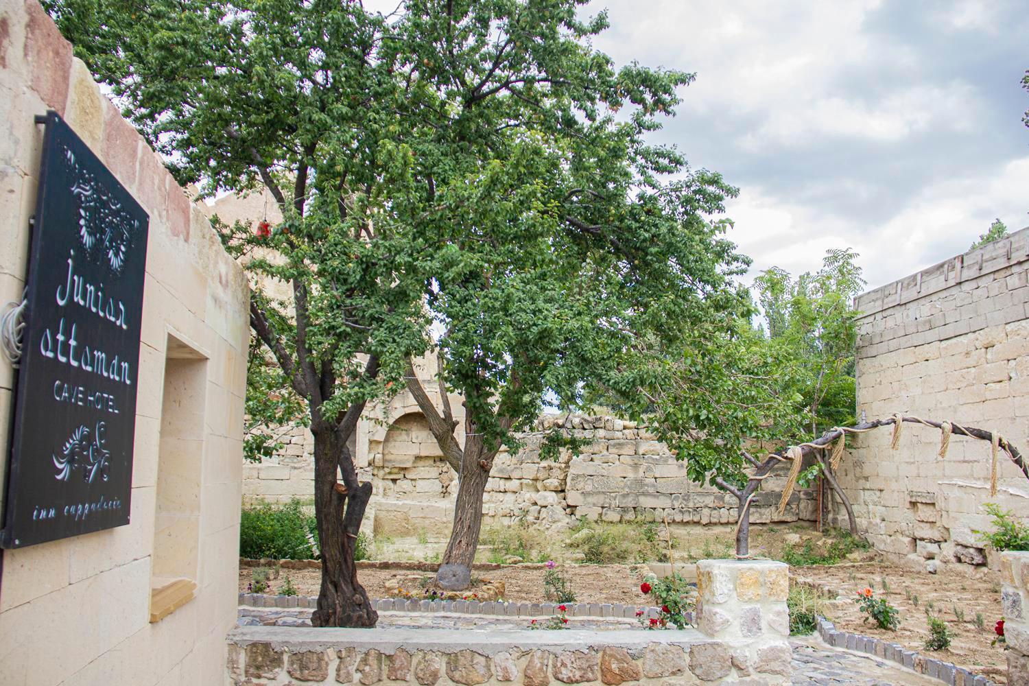 Junior Ottoman Cave Bed and Breakfast Ürgüp Buitenkant foto